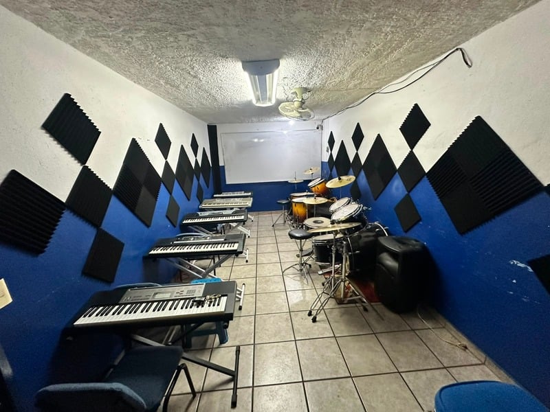 Colegio Bertrand Russell — foto 1
