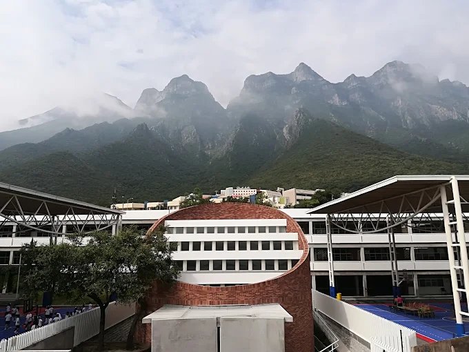 Motolinía International Institute — foto 2