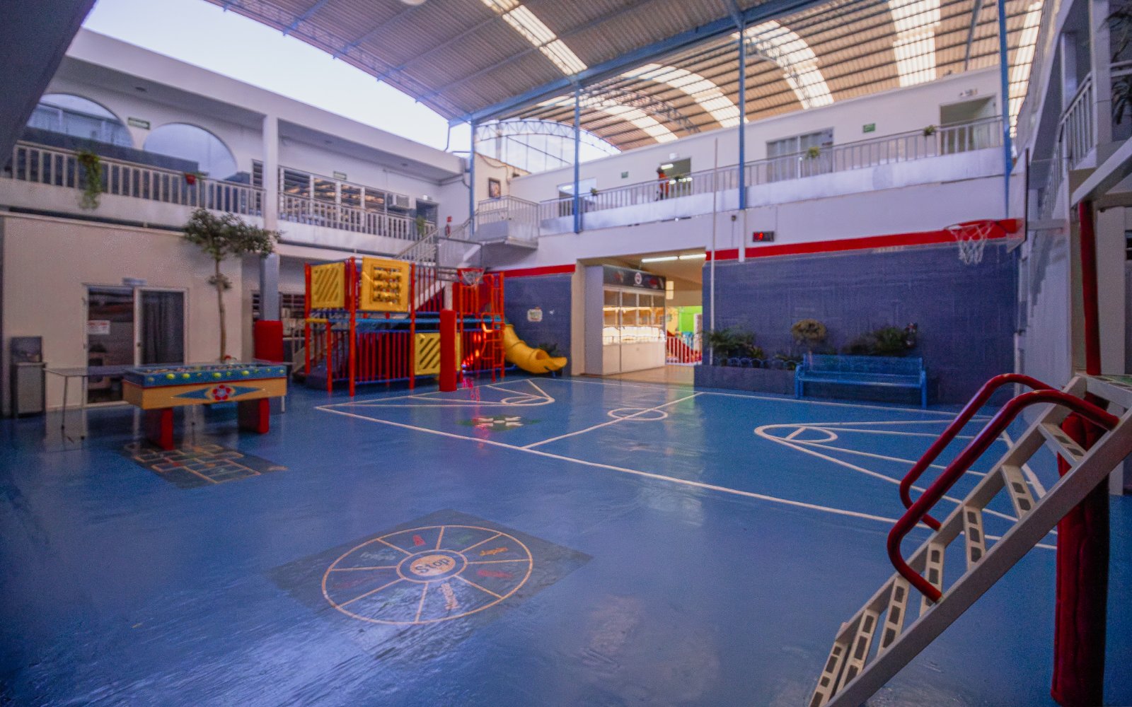 Clairmont School — foto 3